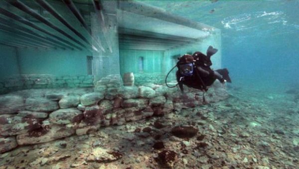 10 Penemuan paling unik di samudera, ada kota berusia 5.000 tahun
