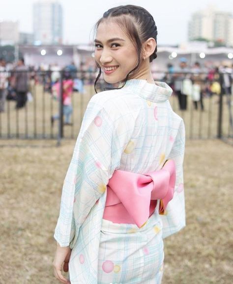 Gaya 12 member JKT48 saat memakai yukata, makin anggun deh