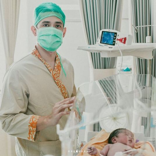 10 Foto imutnya anak Olla Ramlan, akhirnya diunggah ke media sosial