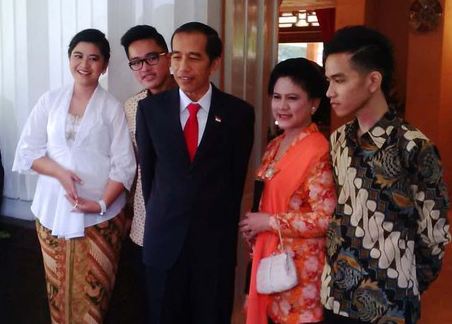 10 Momen kocak Kaesang dengan Jokowi, kompak banget deh