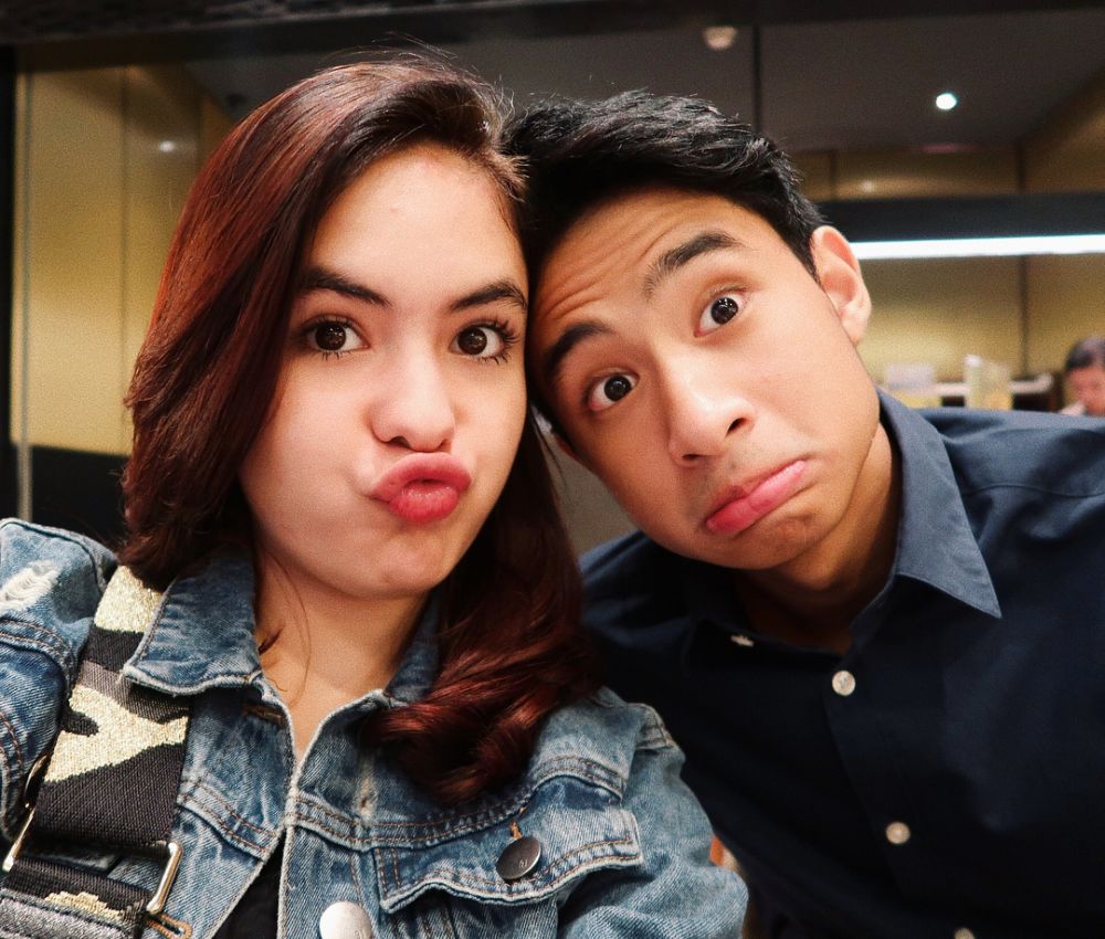 10 Momen mesra Stefhanie Zamora & anak Iis Dahlia, resmi jadian nih?