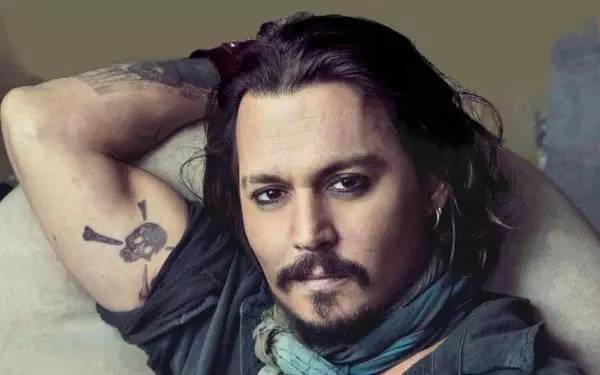 5 Aktor Hollywood yang lolos dari maut, kisah Johnny Depp serem
