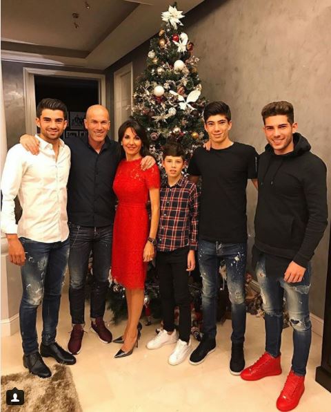 10 Kehangatan bintang sepak bola dengan anaknya, ini baru hot papa