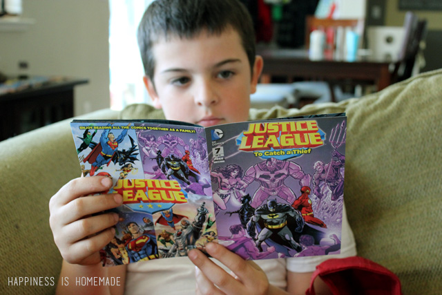 3 Kenakalan Shah Rukh Khan saat masih kecil, bikin emosi sekampung