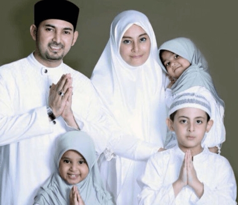 5 Momen kemesraan Ustaz Al Habsyi & Putri Aisyah sebelum cerai