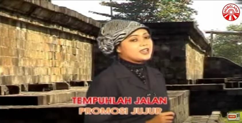 10 Lagu kasidah ala emak-emak ini liriknya lucu banget