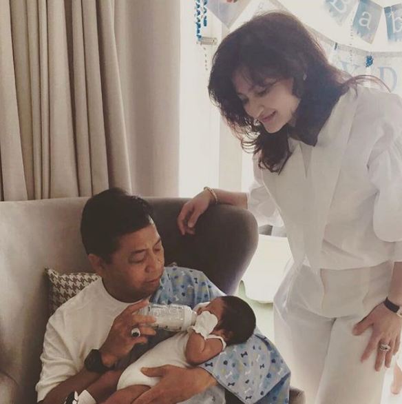 10 Momen Setnov habiskan waktu untuk keluarga, papa yang dirindukan