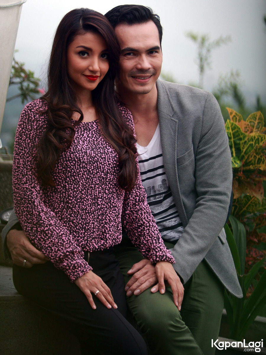 Resmi menikah, 5 pasang seleb ini bocorkan ritual malam sebelum tidur