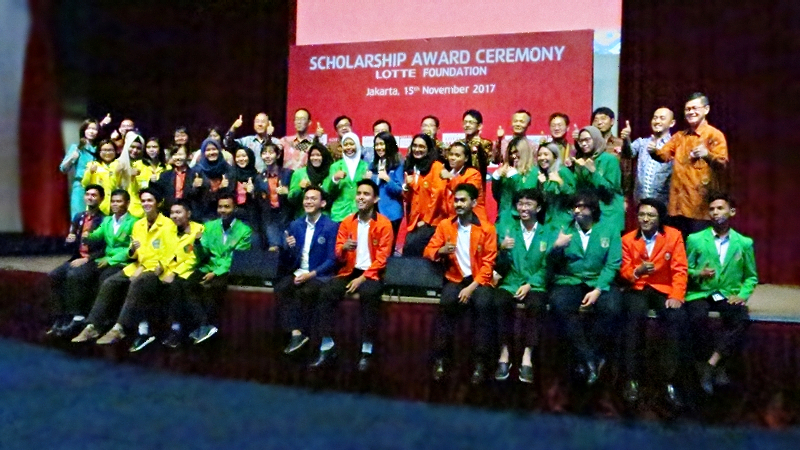 Lotte Foundation salurkan beasiswa pada 51 mahasiswa Indonesia 