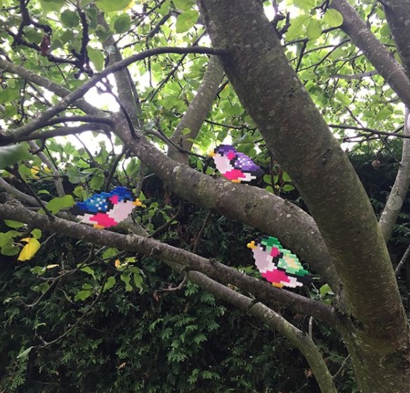 12 Karya seni piksel ini hiasi jalanan, bikin kamu terkecoh