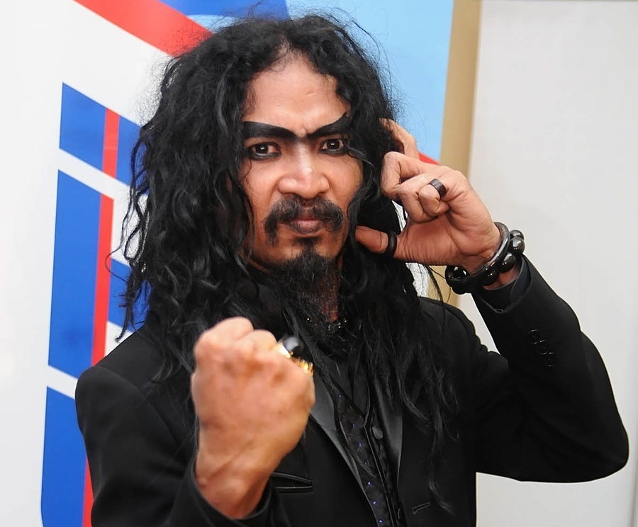 5 Seleb ini pernah dilabrak karena ketahuan selingkuh, tercyduk nih