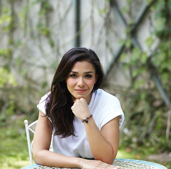 7 Seleb cantik ini perankan ibu hamil meski belum pernah mengandung