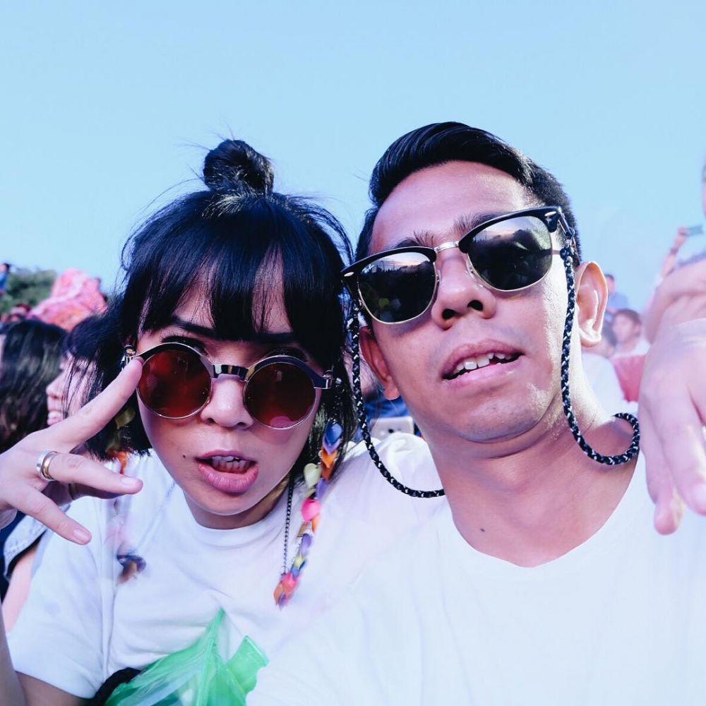 3 Tahun menikah tanpa momongan, ini 10 potret mesra Fitrop & suami