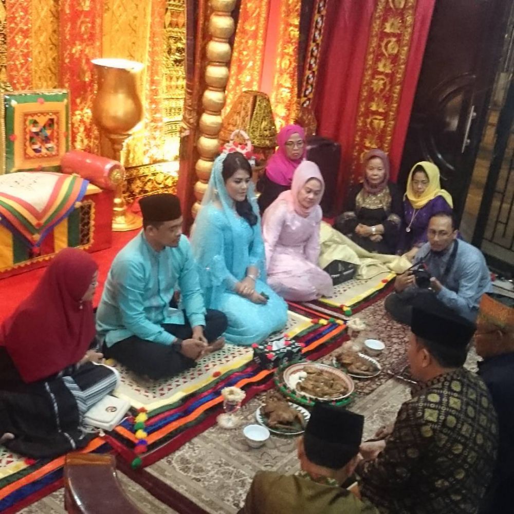 5 Sisi lain di balik kedatangan pertama Kahiyang Ayu di rumah mertua