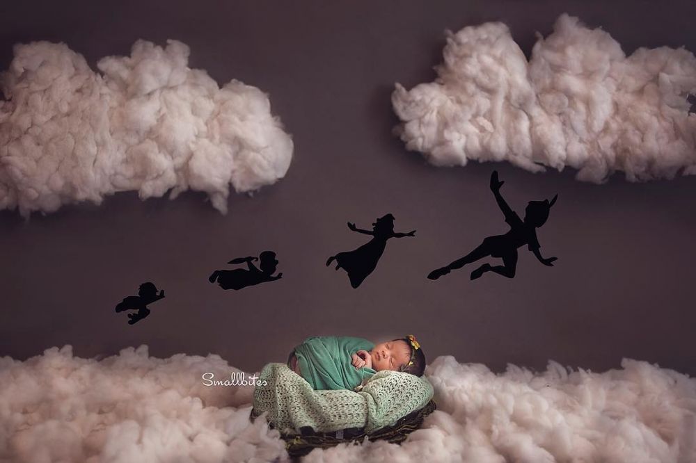 10 Wajah imut Adrenaa anak Olla Ramlan saat pemotretan bertema Disney