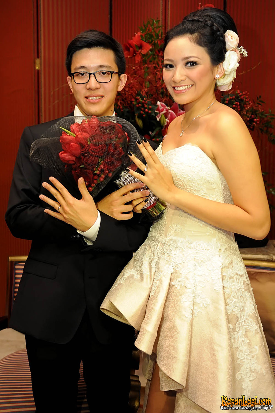 Urusi langsung, 7 seleb Tanah Air ini menikah tanpa wedding organizer