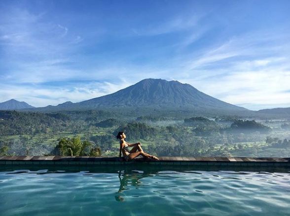 10 Potret keindahan panorama Gunung Agung sebelum meletus
