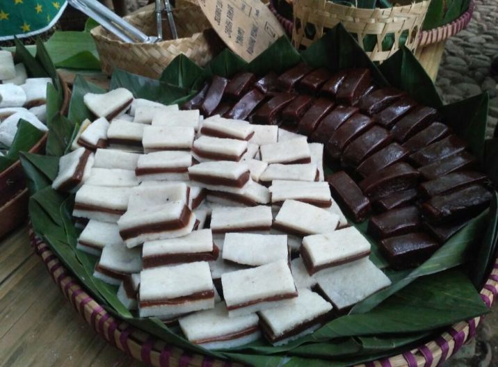 Bayar pakai uang bambu, ini 10 potret jual beli di pasar Temanggung