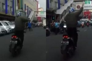 Kelakuan pemotor di Jakarta ini bikin ngakak, ada-ada saja tingkahnya