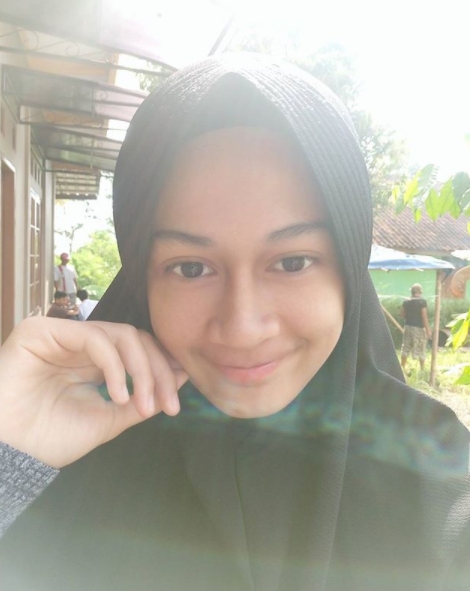 5 Potret aduhai Gina Faradila, kakak Lexa 'ngik-ngik dance'