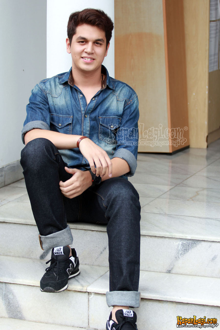 4 Seleb ganteng ini disebut mirip Edward Cullen 'Twilight' 