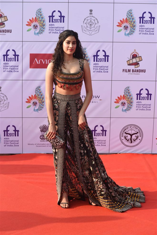 Penampilan 10 seleb Bollywood top di Festival Film India 2017