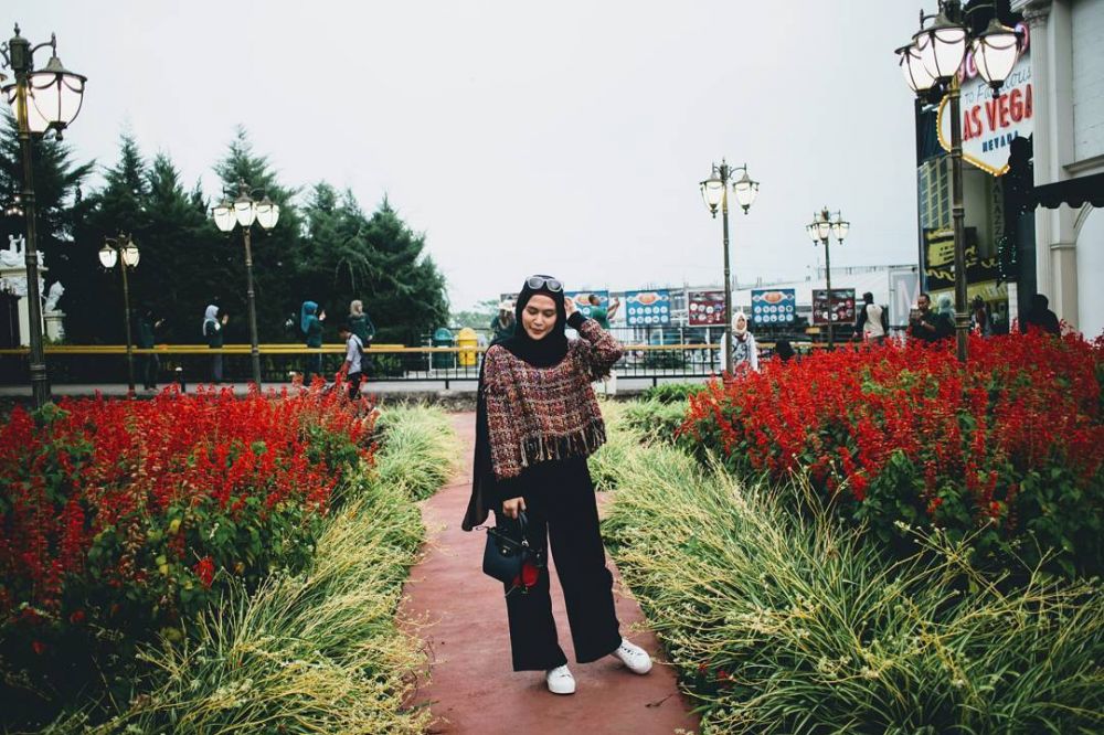 8 Potret Inge Amalia Nasution, ipar Kahiyang yang cantik dan bersahaja