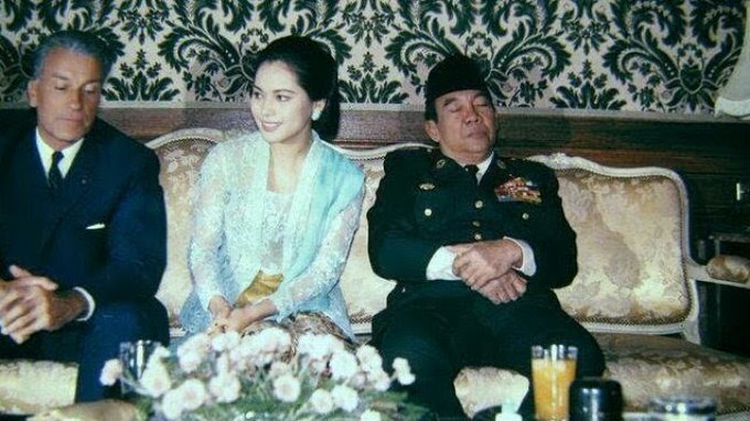 10 Transformasi Ratna Sari Dewi istri Soekarno, cantiknya awet banget