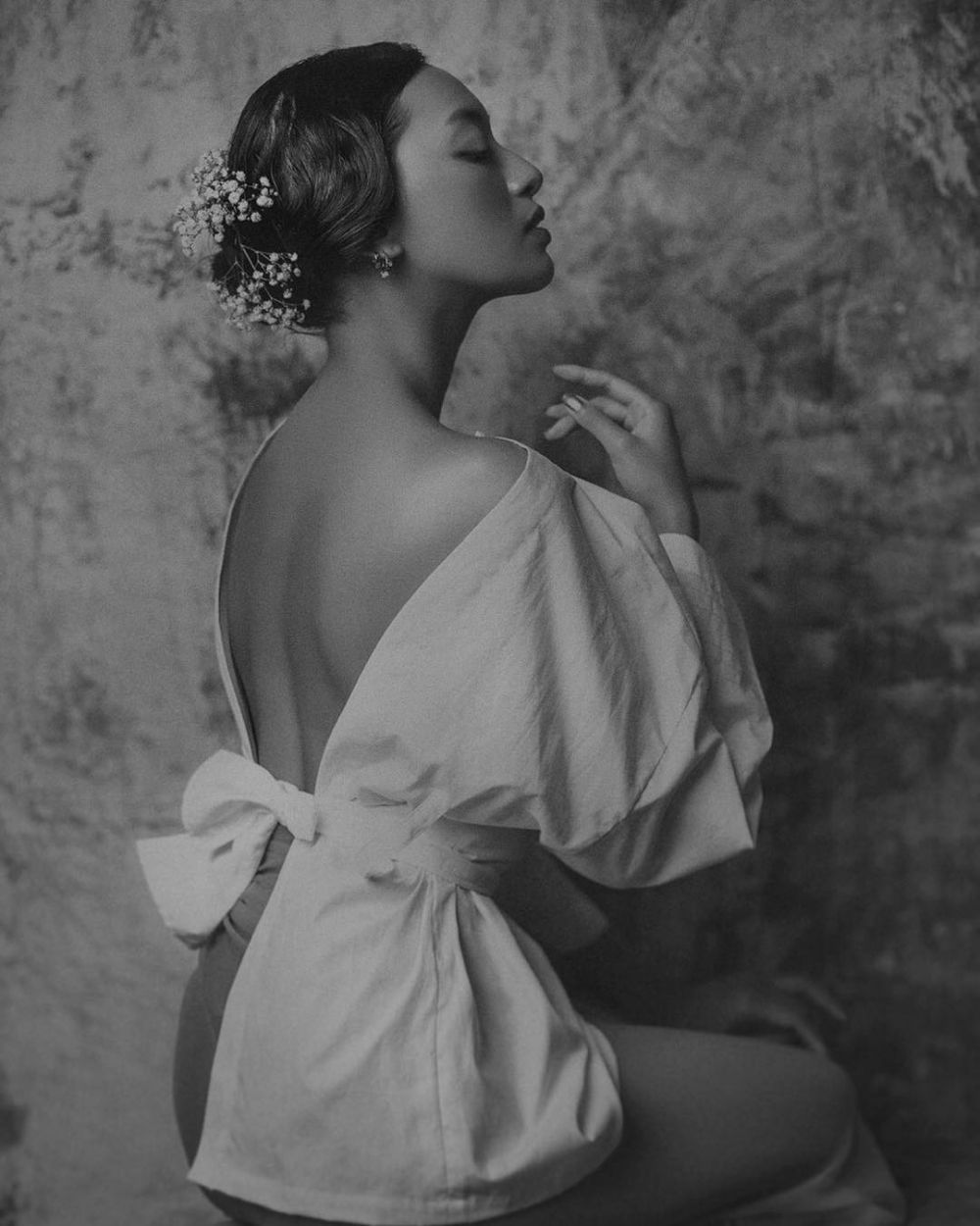 5 Seleb cantik Tanah Air bergaun belahan punggung ini memesona banget 