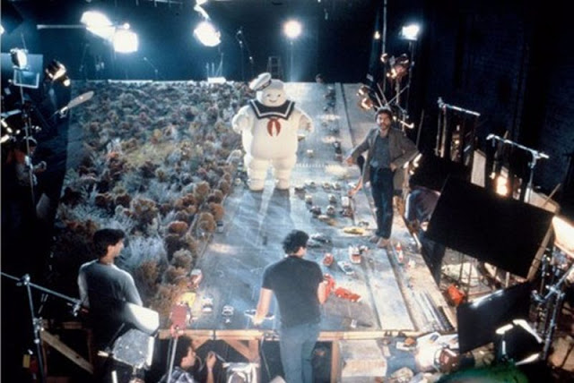 20 Foto langka di balik pembuatan film Ghostbusters tahun 1984