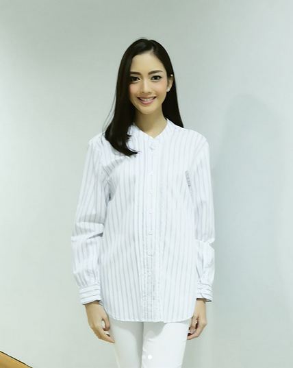 9 Penampilan Ririn Dwi Ariyanti, hamil anak ketiga makin cantik