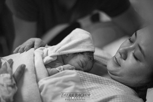 7 Momen haru kelahiran anak pertama Puadin Redi-Ryana Dea