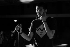 10 Foto ini bukti Duta Sheila on 7 masih seperti anak kuliahan