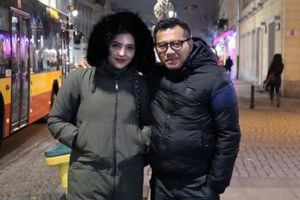 7 Gaya elegan Ashanty saat temani Anang kunjungan kerja ke Polandia