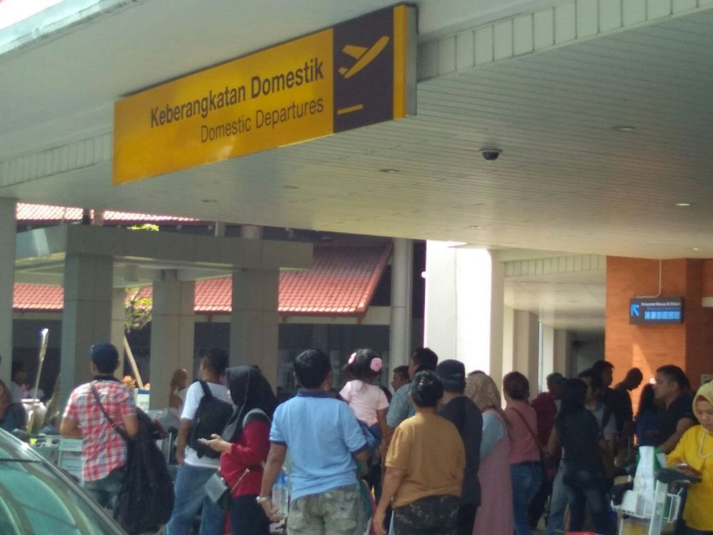 7 Momen terkini Bandara I Gusti Ngurah Rai, 445 penerbangan ditunda