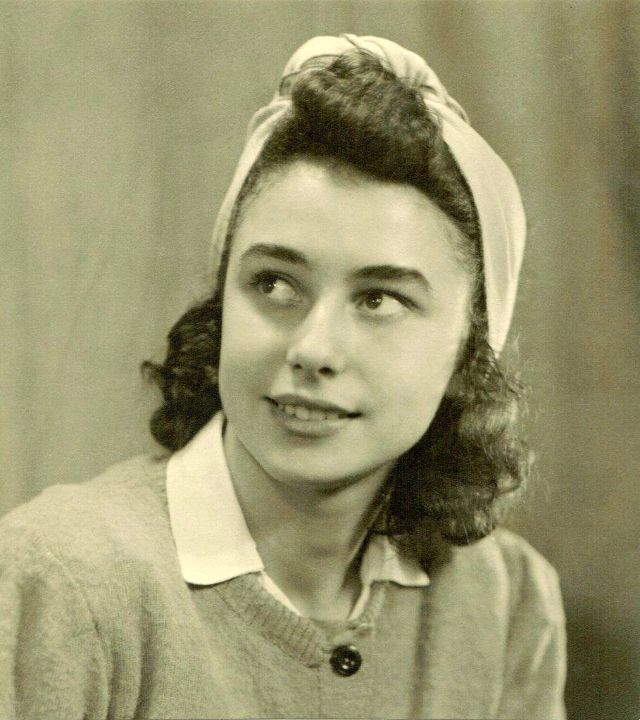 10 Potret ABG cewek di tahun 1940-an ini cantiknya alami 