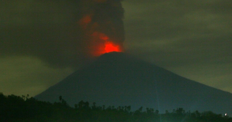 Potensi letusan Gunung Agung ingatkan peristiwa 1963, seperti apa?