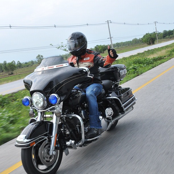 8 Gaya Fredrich Yunadi jalan-jalan ke luar negeri, biasa habis Rp 3 M