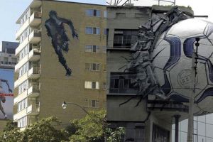 10 Iklan kreatif memanfaatkan gedung, idenya di luar kepala