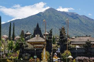 4 Tempat wisata ini rawan terkena dampak bencana erupsi Gunung Agung