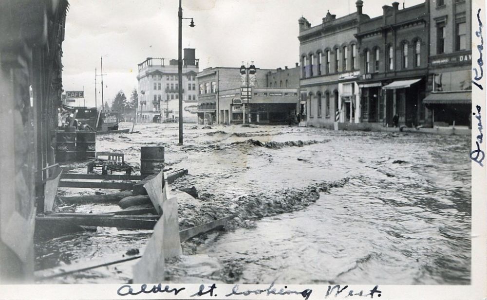 10 Bencana banjir paling besar di dunia, daratan seperti lautan