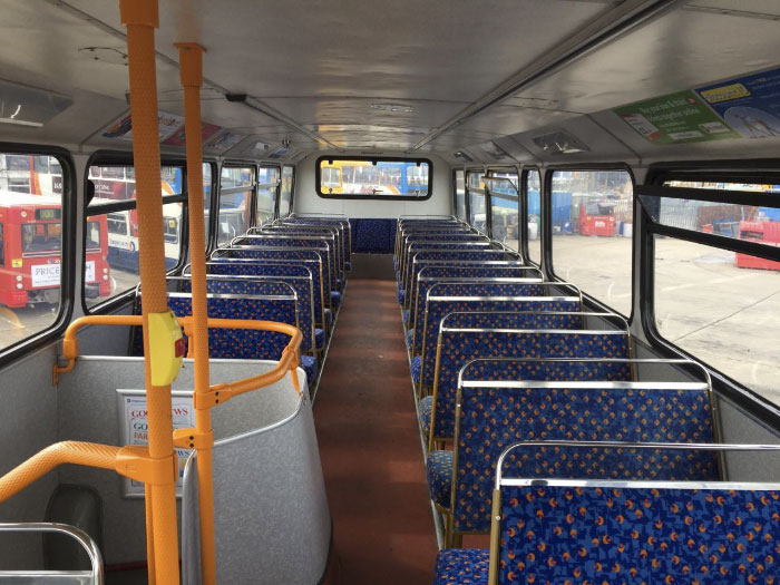 Bus tingkat direnovasi jadi rumah tunawisma, hasilnya keren abis
