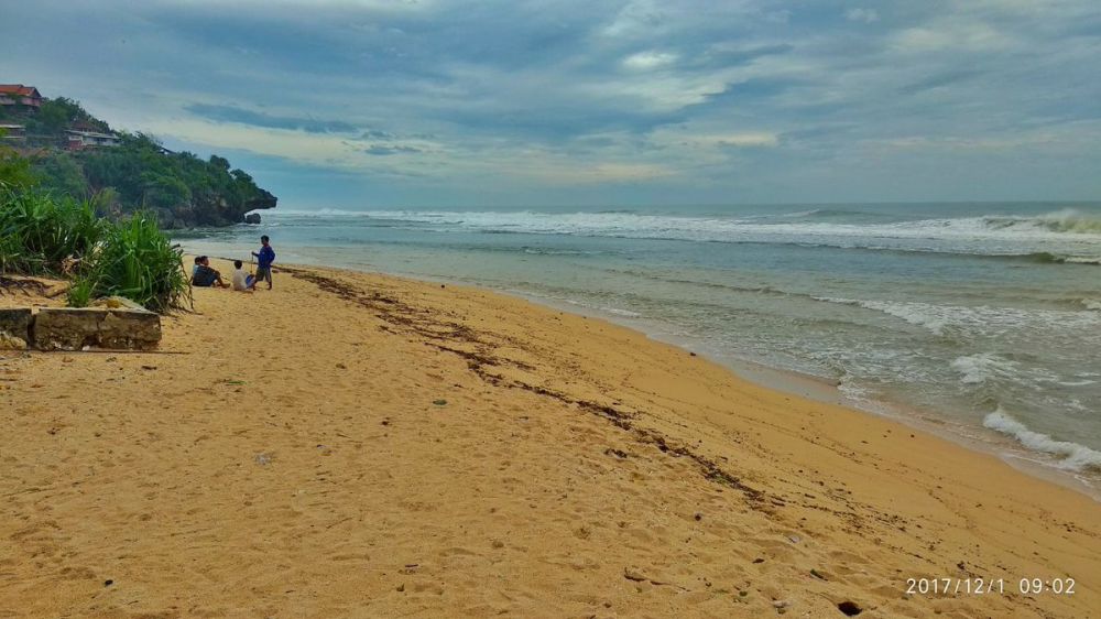 Potret kondisi terkini 6 pantai di Jogja pasca Siklon Cempaka