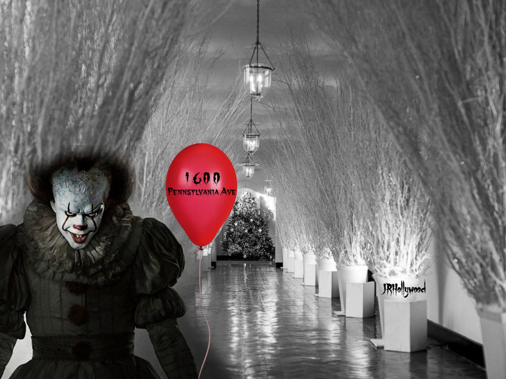 14 Foto editan dekorasi Natal Gedung Putih dari warganet, ada-ada aja