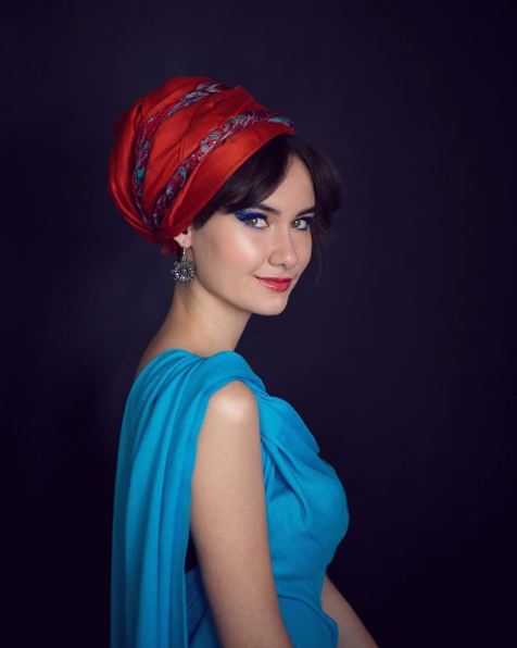 10 Gaya Adeline, istri perenang Glenn Victor yang cantik alami