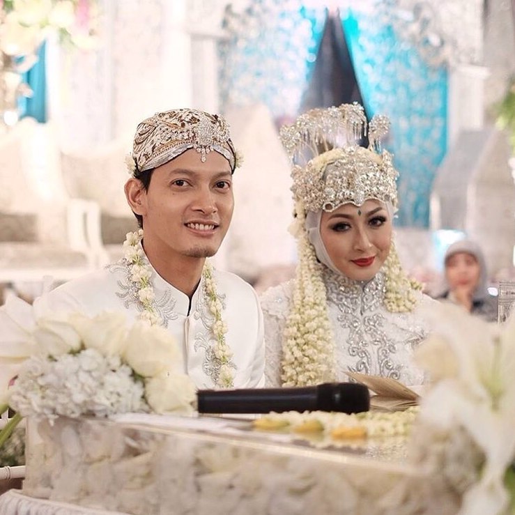 10 Foto transformasi Fedi Nuril, dulu badboy anak band kini hot papa