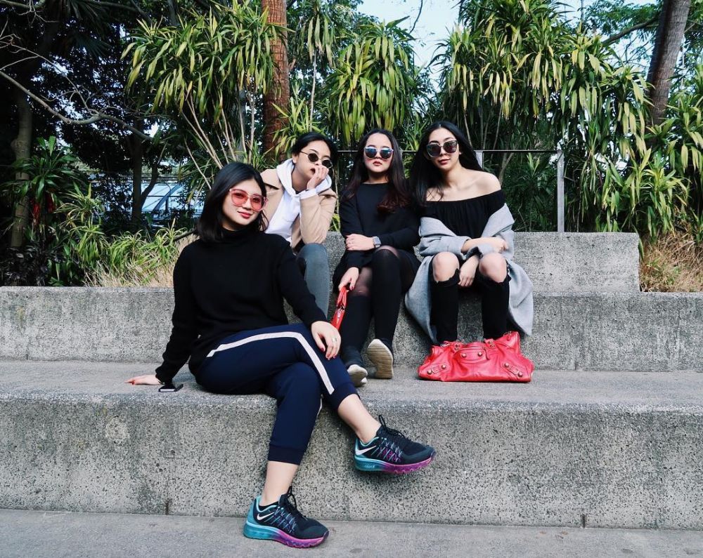 10 Potret Shania, putri sulung Sarita yang cantik & bergaya sosialita