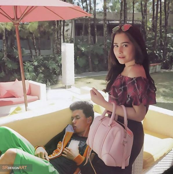 Jago ngedit, 15 foto imajinasi pemuda ini dengan artis bikin iri abis