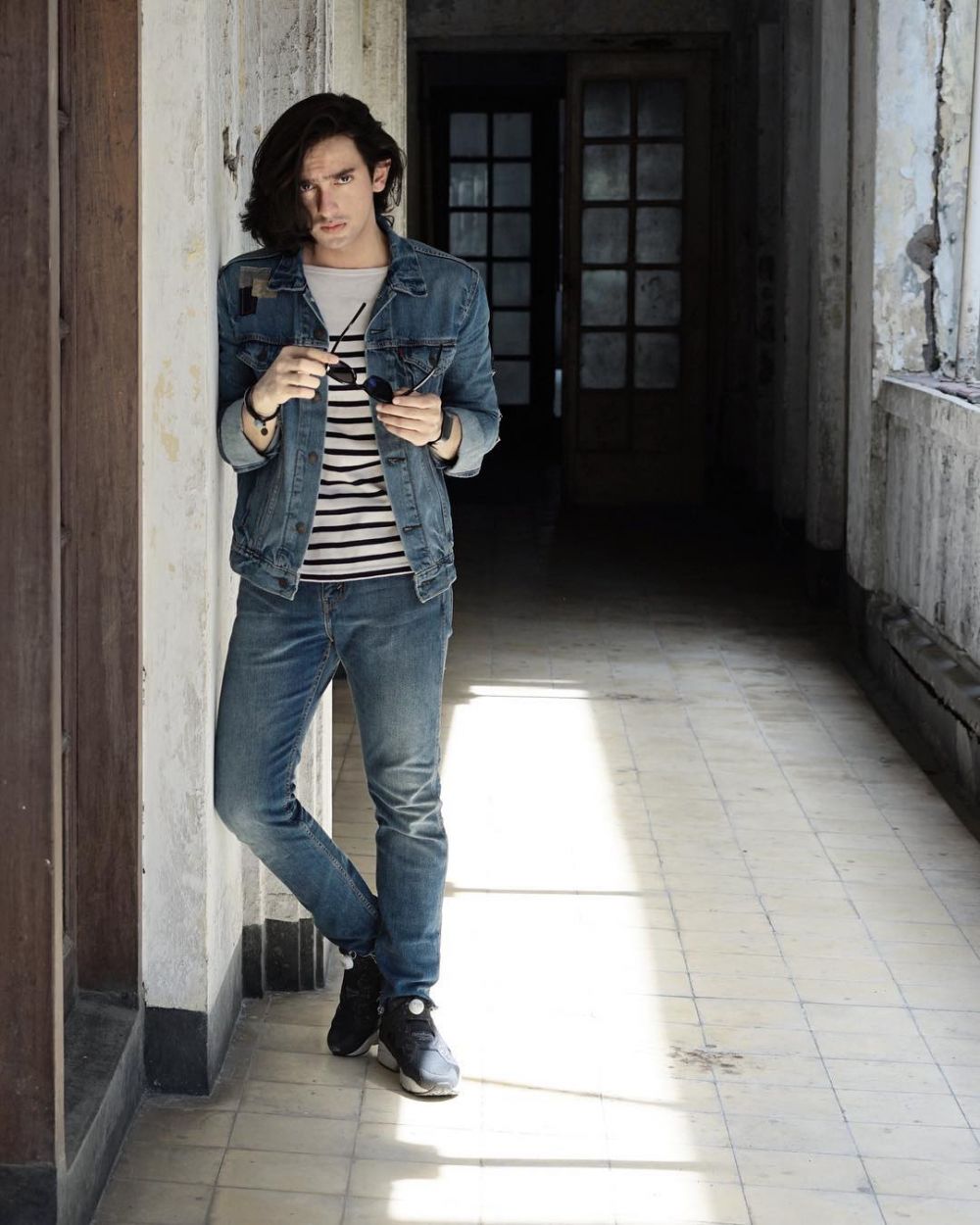 Nggak cuma tampan, 6 seleb ini juga punya kecerdasan di atas rata-rata