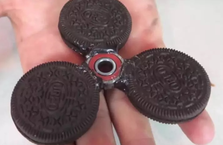 13 Kreasi manusia ini jatuhnya malah aneh, ada cincin dari gigi